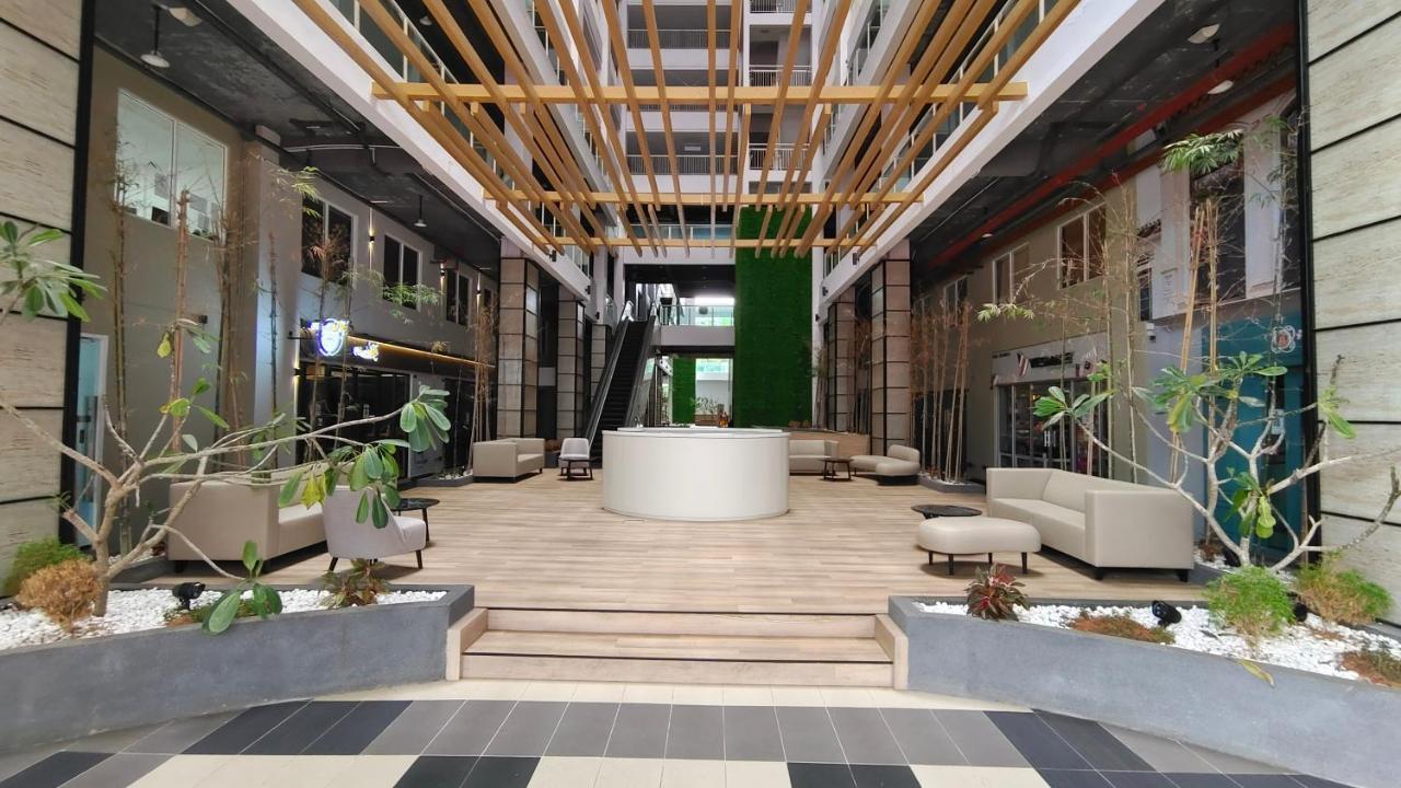 Hotel Metrasquare 3*
